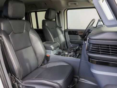 Used 2024 INEOS Grenadier Fieldmaster Edition image 10