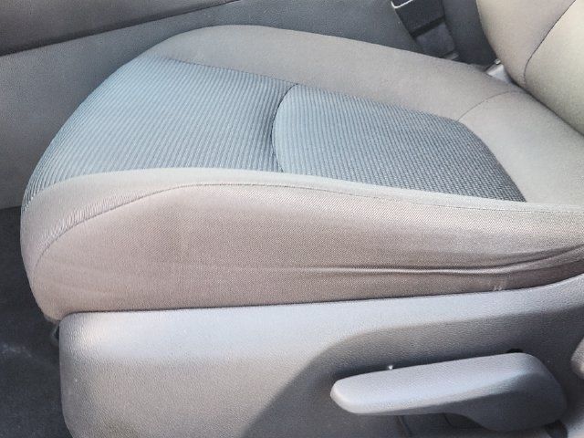 Certified 2025 Toyota RAV4 LE FWD image 22