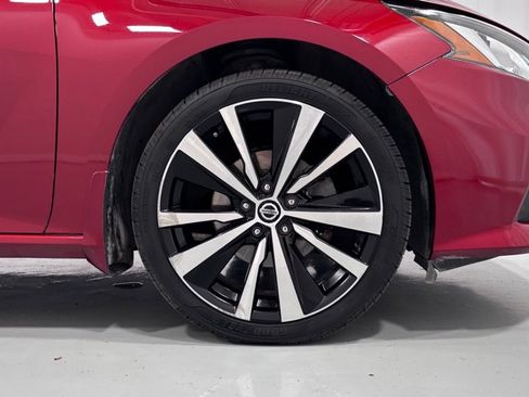 Used 2019 Nissan Altima 2.5 SR AWD/4WD image 32