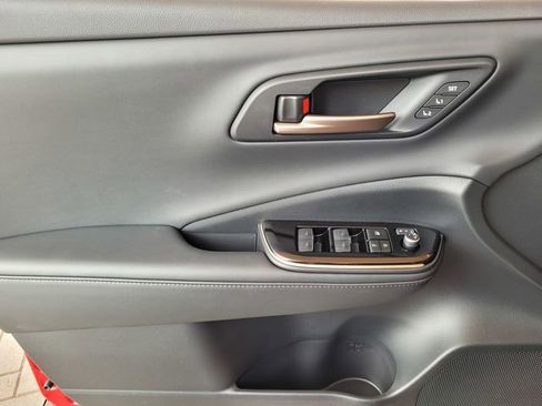 New 2026 Toyota Crown Signia image 10