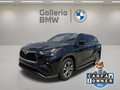 Used 2022 Toyota Highlander XLE