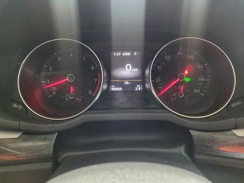 Used 2017 Volkswagen Passat 3.6 SEL Premium image 23