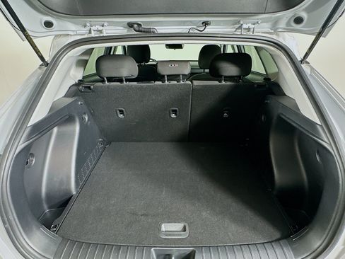 Used 2025 Hyundai Kona SEL FWD image 29