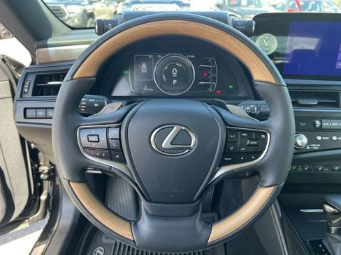 Used 2024 Lexus ES 300h Ultra Luxury w/ Accessory Package (Z2) FWD image 14