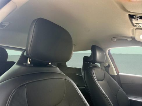 New 2025 Kia EV6 Wind image 17