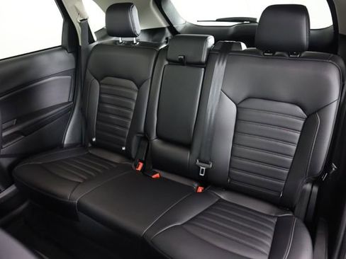 Certified 2024 Ford Edge SEL w/ Convenience Package image 32