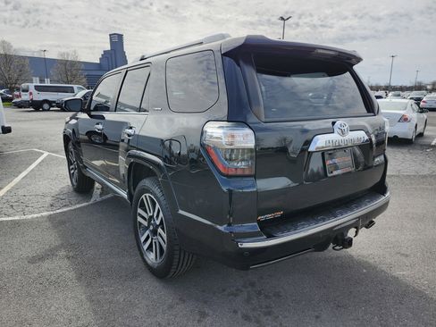 Used 2018 Toyota 4Runner Limited image 16