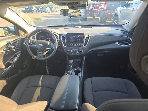 Used 2024 Chevrolet Malibu LT FWD image 10