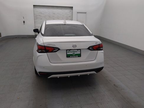 Used 2021 Nissan Versa SV FWD image 6