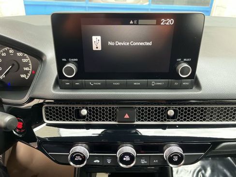 Used 2025 Honda Civic Sport image 14