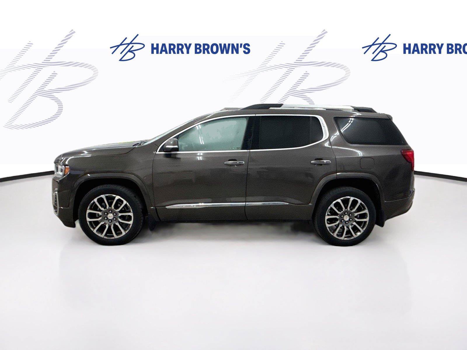 Used 2020 GMC Acadia Denali w/ Denali Ultimate Package AWD/4WD image 8