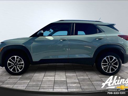 Used 2025 Chevrolet TrailBlazer LT image 15