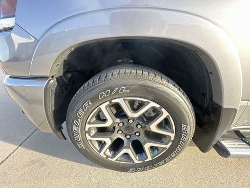 Used 2025 RAM 1500 Laramie w/ Sport Appearance Package image 34