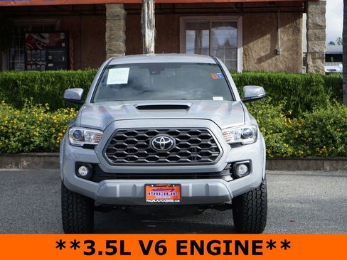 Used 2021 Toyota Tacoma TRD Sport RWD image 3