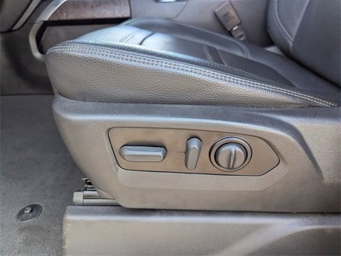 Used 2022 GMC Sierra 2500 Denali w/ Denali Black Diamond Edition image 24