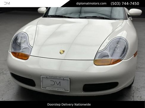Used 2000 Porsche Boxster RWD image 16