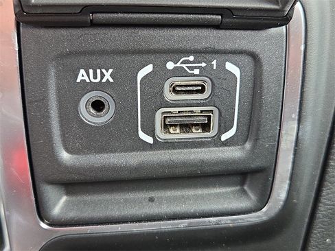 Used 2023 Jeep Wrangler Sahara w/ Cold Weather Group image 24