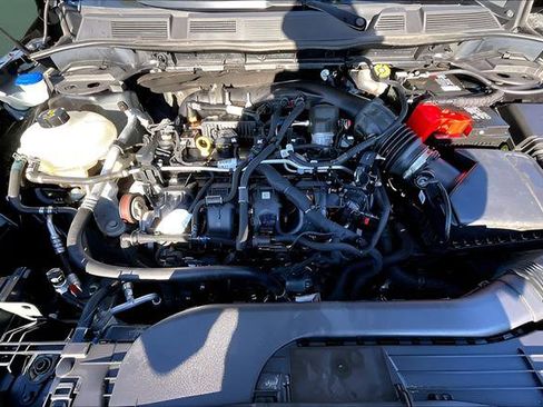 Used 2021 Lincoln Corsair AWD w/ Equipment Group 101A image 7