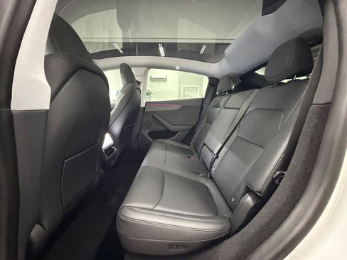 Used 2026 Tesla Model Y AWD image 15