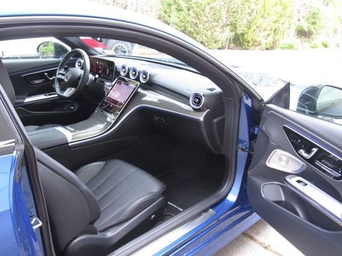 Used 2025 Mercedes-Benz CLE 300 4MATIC Coupe image 13