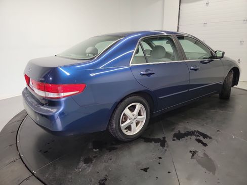 Used 2004 Honda Accord EX image 9