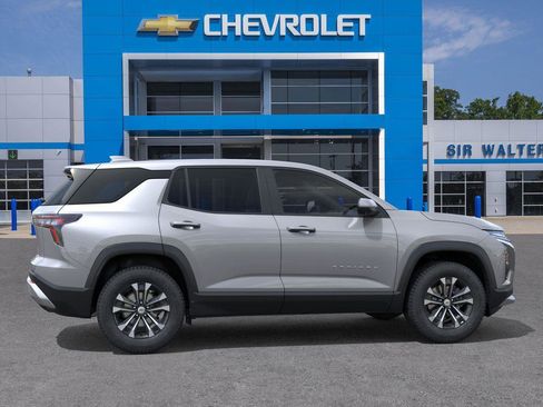 New 2026 Chevrolet Equinox LT w/ Convenience Package II image 5