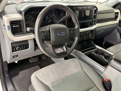 Certified 2024 Ford F250 XLT w/ FX4 Off-Road Package AWD/4WD image 4
