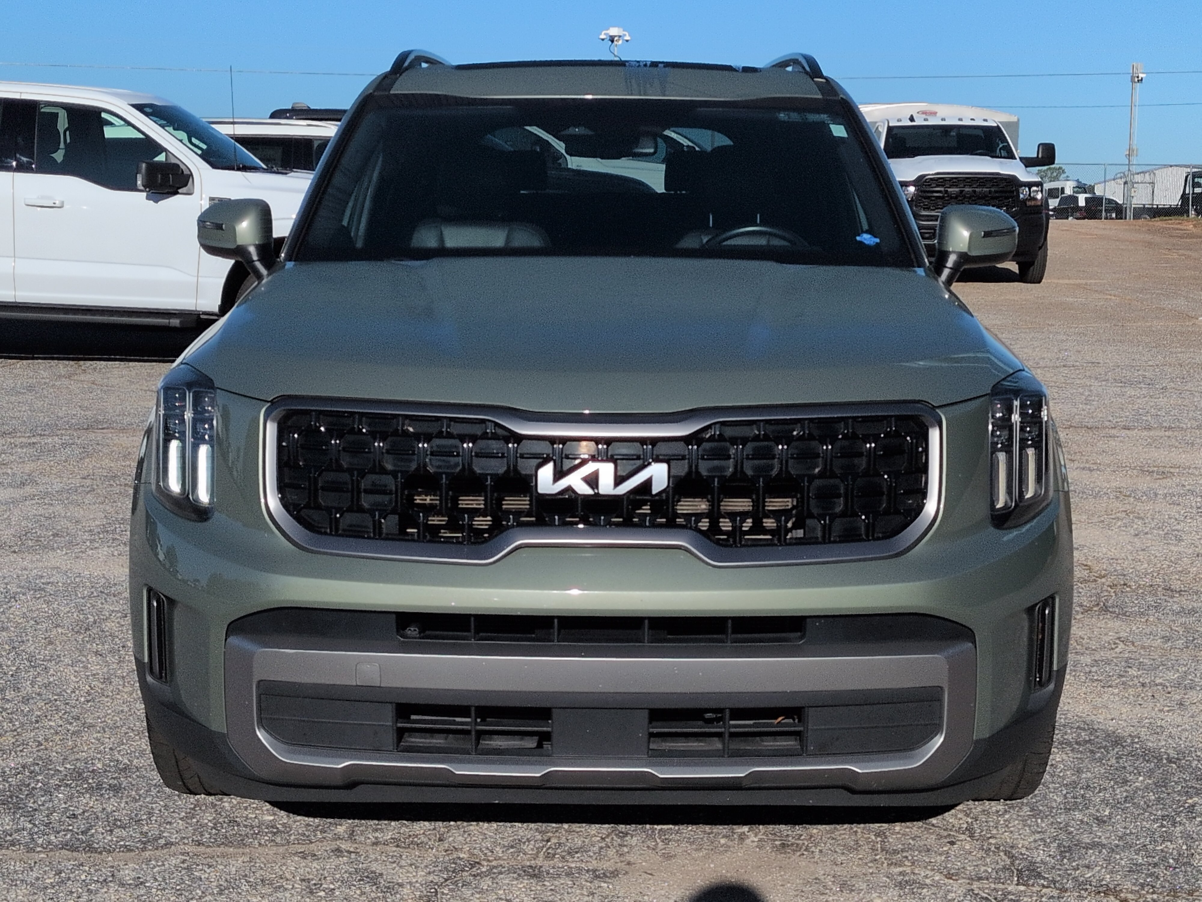 Used 2023 Kia Telluride EX X-Line AWD/4WD image 7