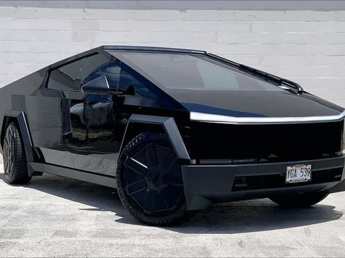 Used 2024 Tesla Cybertruck Cyberbeast AWD/4WD image 21