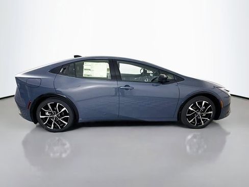 New 2026 Toyota Prius Plug-In Hybrid image 8