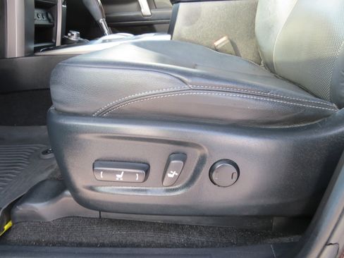 Used 2021 Toyota 4Runner Limited image 16