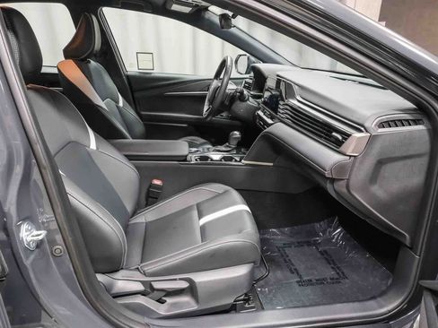 Used 2025 Toyota Camry SE FWD image 21