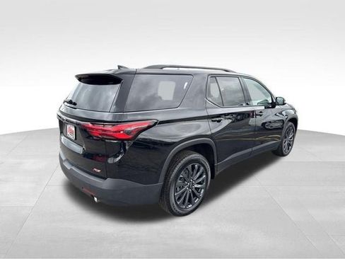 Used 2023 Chevrolet Traverse RS AWD/4WD image 4