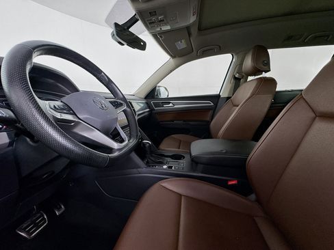 Used 2021 Volkswagen Atlas SE image 21