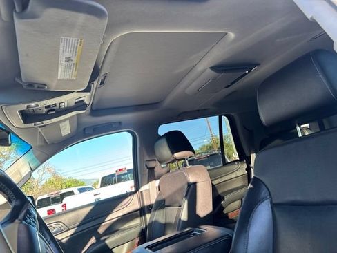 Used 2018 GMC Yukon SLT w/ Open Road Package AWD/4WD image 14