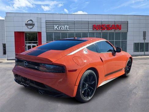New 2024 Nissan Z Performance w/ Heritage Edition image 3