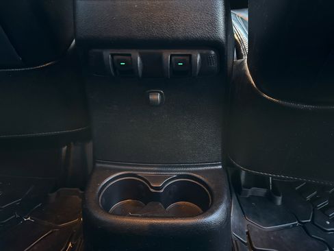 Used 2013 Jeep Wrangler Unlimited Sahara w/ Dual Top Group image 34