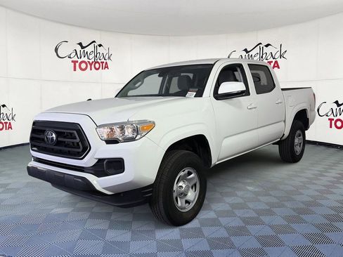 Used 2023 Toyota Tacoma SR AWD/4WD image 4