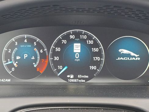 Used 2017 Jaguar XJ L Portfolio image 31