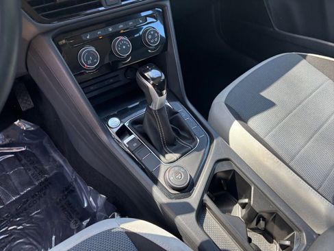 Used 2025 Volkswagen Taos S image 41