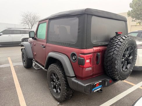 Used 2021 Jeep Wrangler Willys image 3