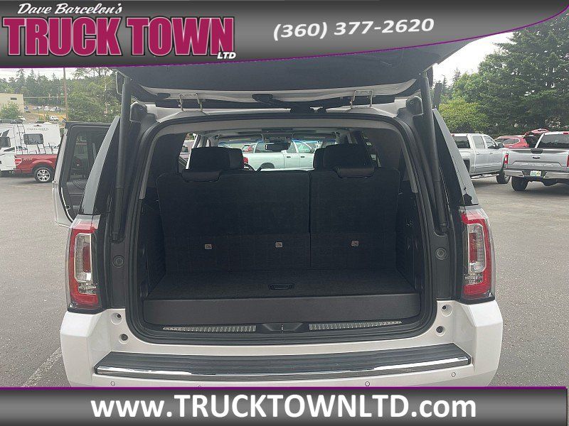 Used 2019 GMC Yukon Denali w/ Denali Ultimate Package AWD/4WD image 11