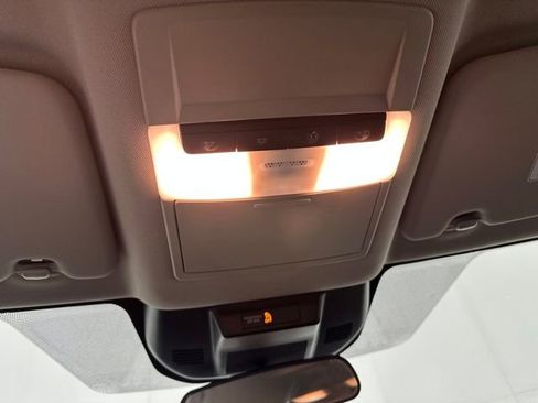 Certified 2025 Nissan Rogue S image 24