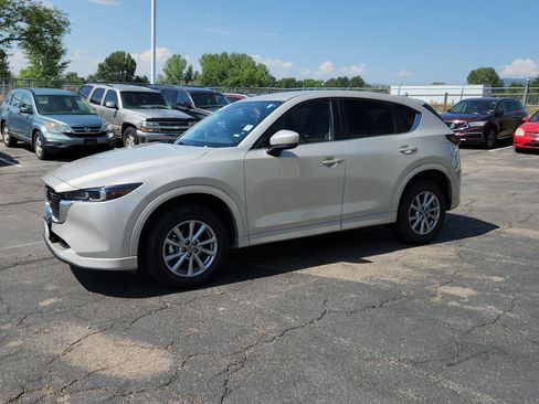 Used 2025 MAZDA CX-5 AWD 2.5 S w/ Select Package image 3