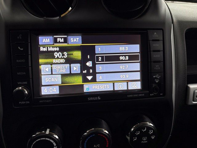 Used 2016 Jeep Compass High Altitude FWD image 38