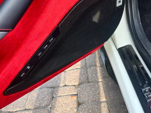 Used 2022 Ferrari F8 Tributo RWD image 30