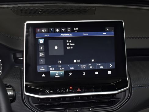 New 2026 Jeep Compass Latitude AWD/4WD image 13