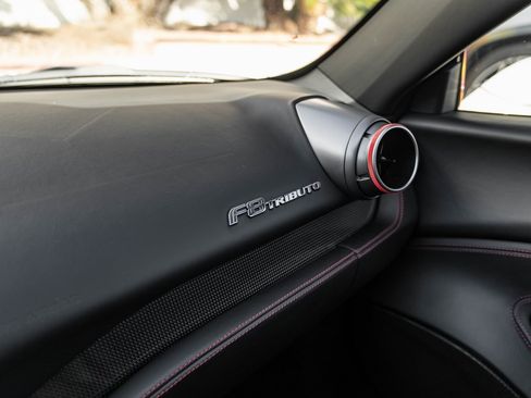 Used 2020 Ferrari F8 Tributo image 31
