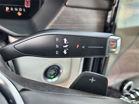 Used 2024 GMC Acadia Denali w/ Super Cruise Package image 29