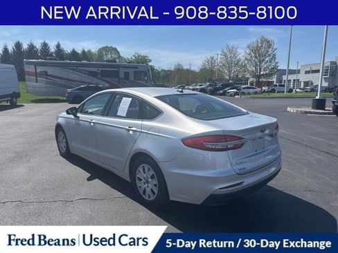 Certified 2019 Ford Fusion S FWD image 6